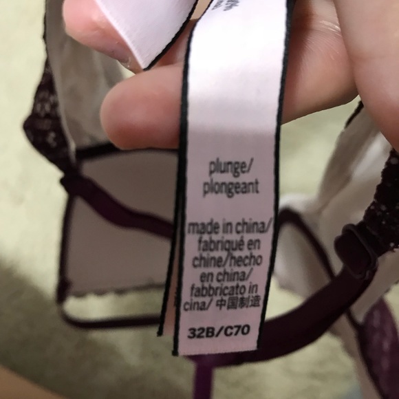 VS BRA - Picture 3 of 3